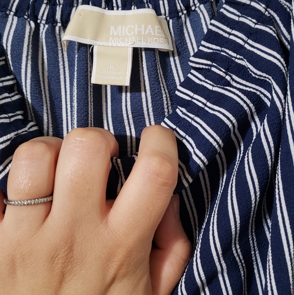 MICHAEL Michael Kors Off Shoulder Top - Picture 3 of 4